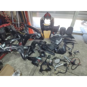 Suzuki GSXR 600 K7 K8 K9 на части Suzuki GSXR 600 K7 K8 K9 на части